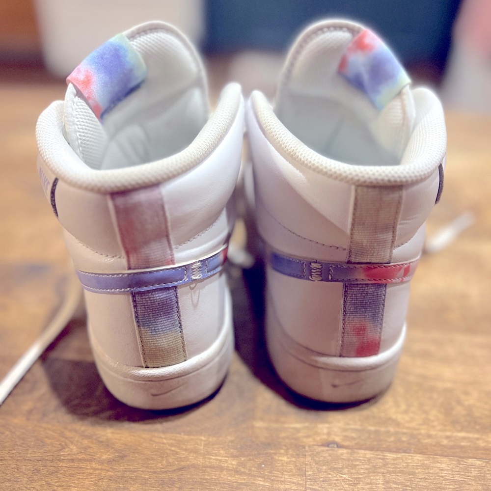 Nike Court Royale 2 Mid Women’s Sneaker - Picture 8 of 13